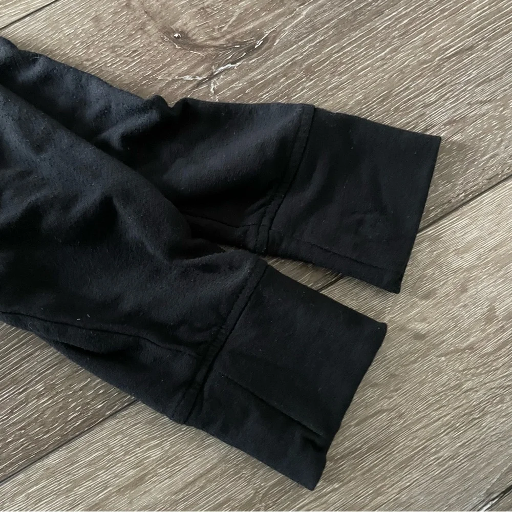 Athleta Coaster Luxe Cowl Neck Pullover Sweatshirt‎ in Black Size Small